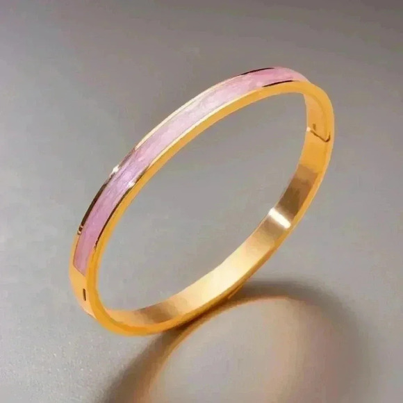 Jewelry - The Classic Style Bangle in Pink